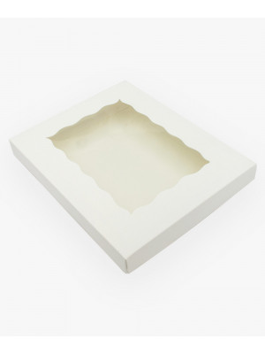 Коробка 250х200х30 мм белая для пряников, печенья с фигурным окошком